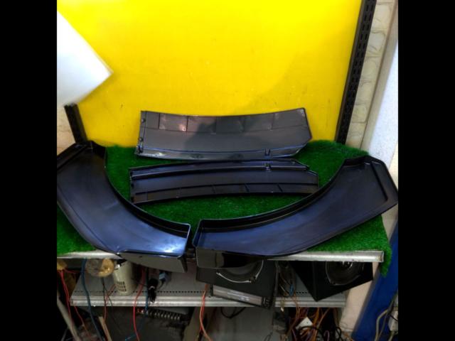 Unknown Manufacturer
General-purpose front lip spoiler