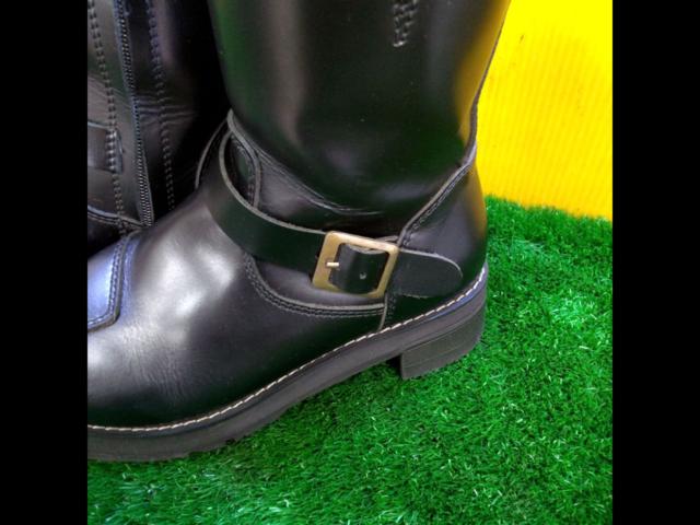 Size: 22.5cm WILDWING
Leather boots