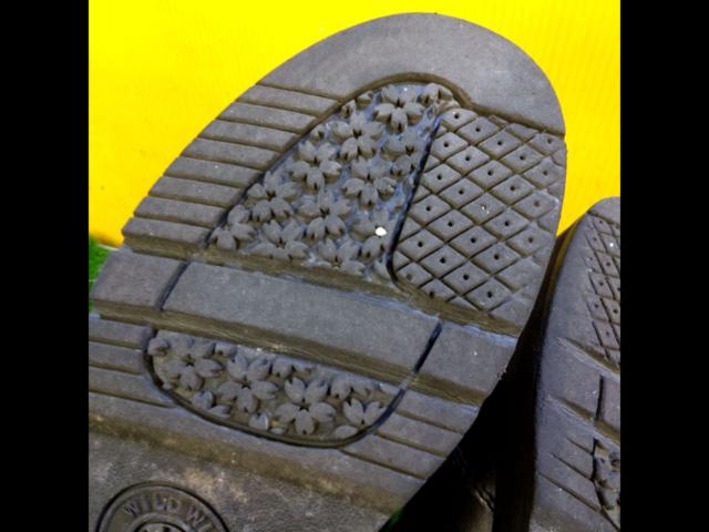 Size: 22.5cm WILDWING
Leather boots