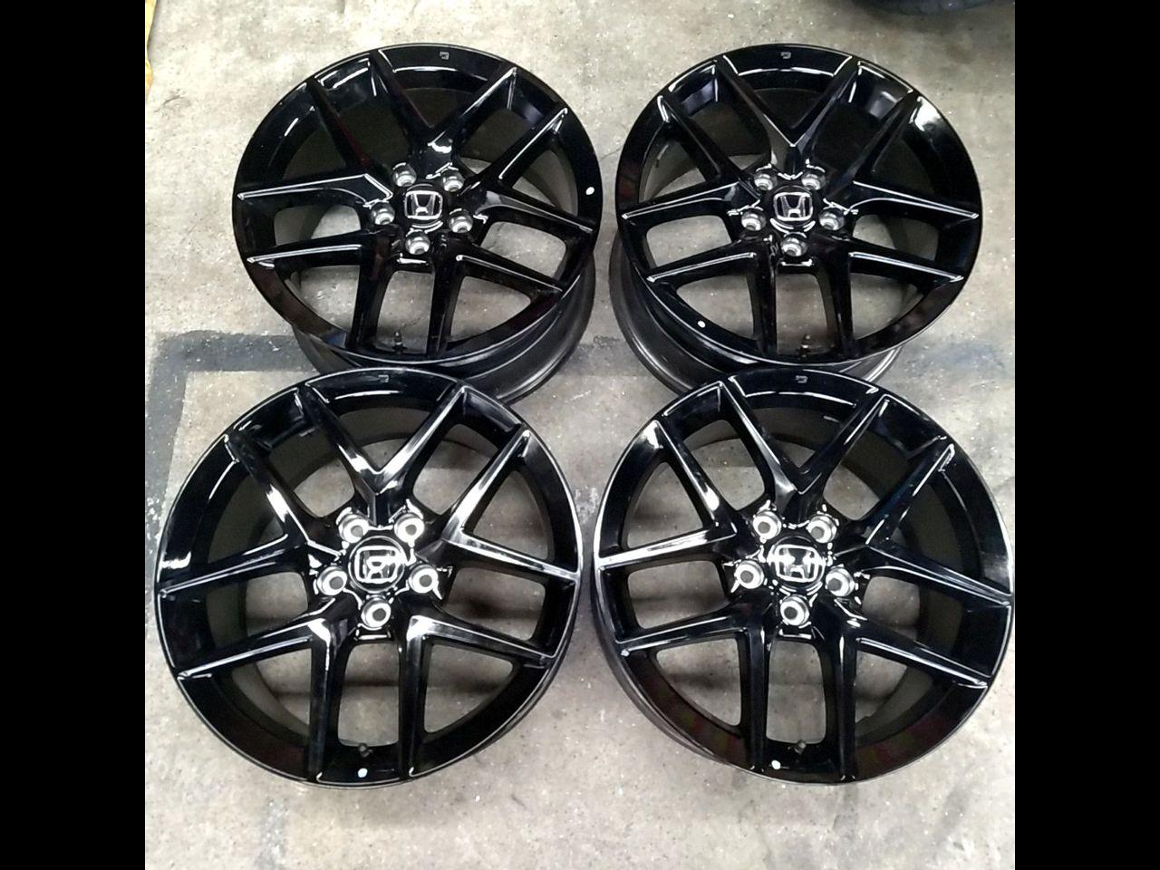 HONDA
Civic RS/FL1 genuine wheels
(With noise reduction)