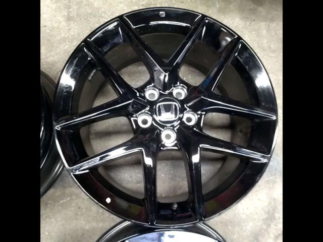 HONDA
Civic RS/FL1 genuine wheels
(With noise reduction)