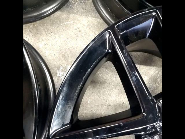 HONDA
Civic RS/FL1 genuine wheels
(With noise reduction)