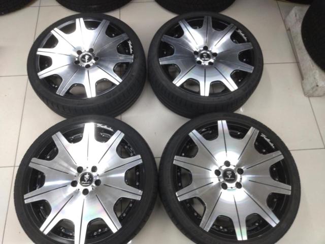 HOT
STUFF
Trafficstar
DTX
MONOBLOCK+MINERVA
F205