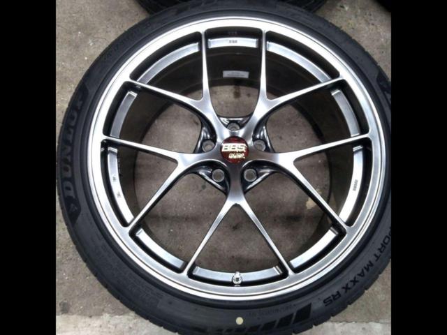  BMW
For the current 7 Series! The ultimate ultra-high-performance duralumin forged wheels! BBS
RI-D
DURA
RI082
RI029
+
DUNLOP
SP
SPORT
RS