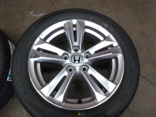 HONDA with new tires
CR-Z / ZF1
Original wheel + KENDA
To all KR203 Freed owners: Inch-up using genuine parts!!!