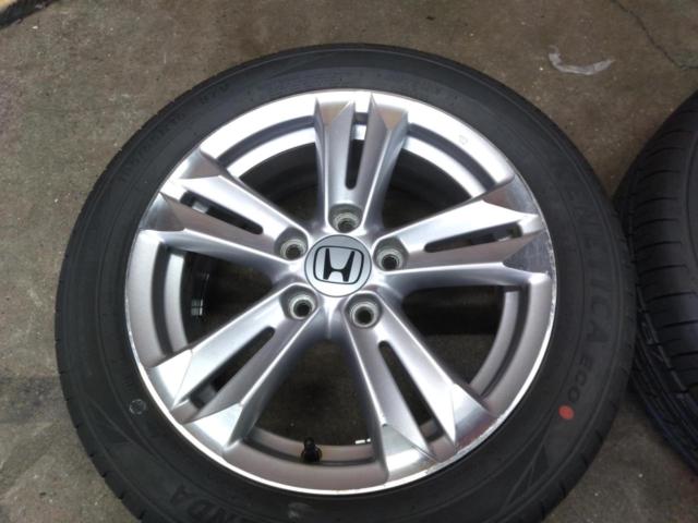 HONDA with new tires
CR-Z / ZF1
Original wheel + KENDA
To all KR203 Freed owners: Inch-up using genuine parts!!!
