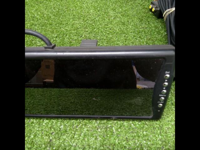 L &amp; V
Mirror type monitor