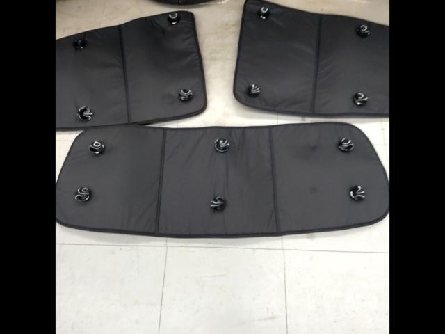 Unknown Manufacturer
Rear sunshade