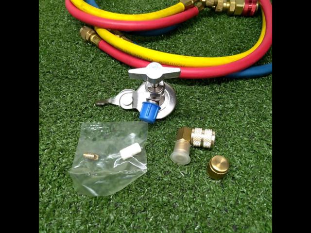 HONGSEN
R134a air conditioning gas charging kit