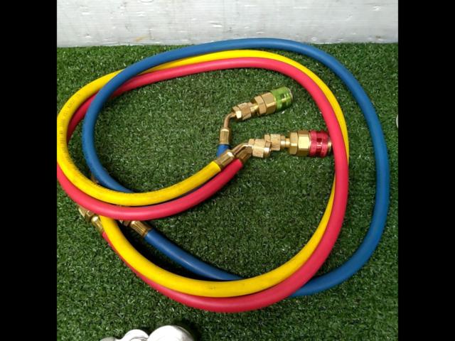 HONGSEN
R134a air conditioning gas charging kit