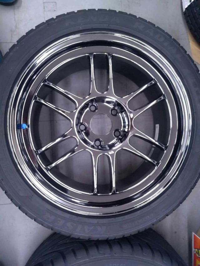 ENKEI (circles)
Racing (Racing)
RPF1
+
KENDA (Kenda)
The KR20 overseas-exclusive model will be available in some sizes in Japan.