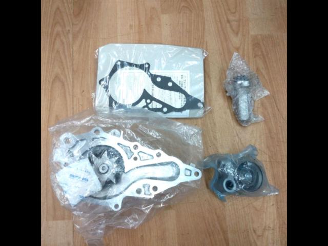 DRIVE
JOYu
Water pump
+
Tensioner set