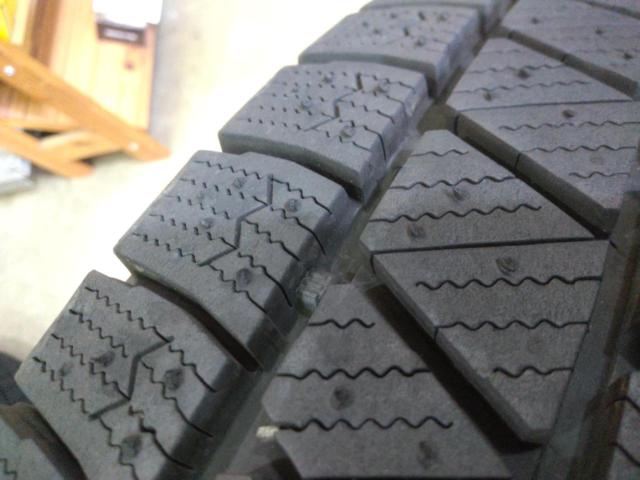 weds
FANG + BRIDGESTONE
BLIZZAK
VRX3