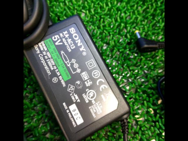 Wakeari
No cigarette lighter power supply, so it's for parts!! SONY
NV-U76VT