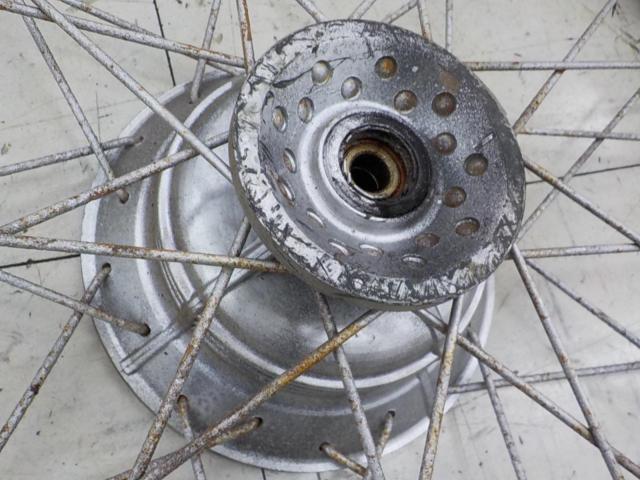 ARAYA/DIO (Daido) off-road vehicle with some issues.
The wheelset is in poor condition.
Wakeari goods]