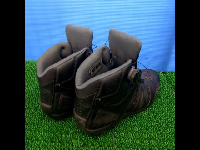 Size 28cm RS Taichi
DRYMASTER
BOA
Riding Shoes / RSS006 - Designed specifically for riders!!