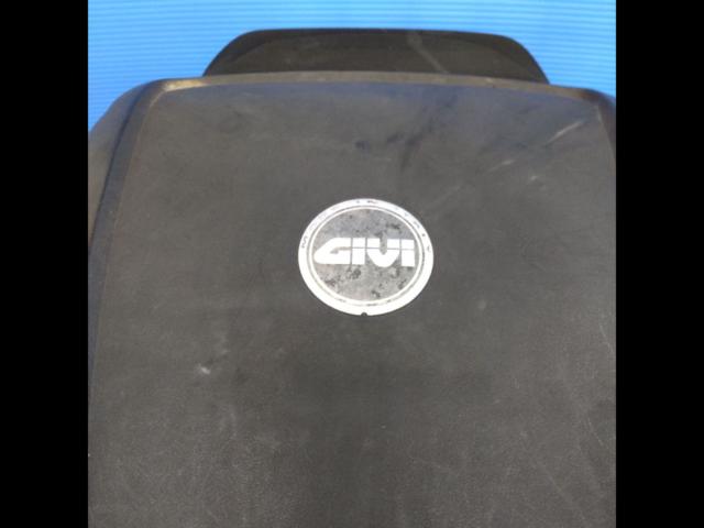 DYTONA (Daytona) / GIVI (ENT)
Mono lock case
E300N2B/61302 capacity 30L
#TopCase
#BOX
#box