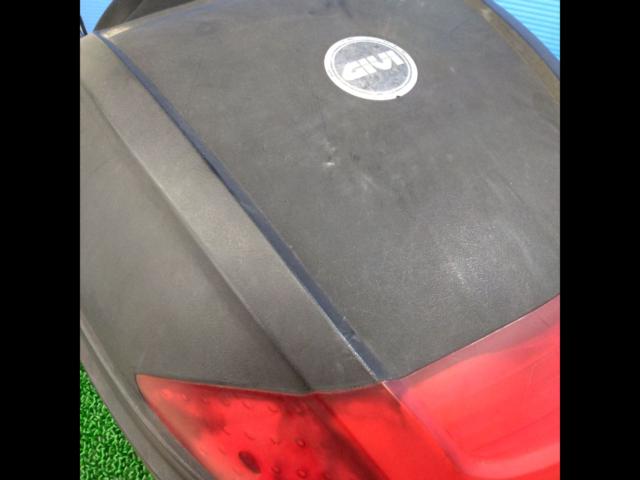 DYTONA (Daytona) / GIVI (ENT)
Mono lock case
E300N2B/61302 capacity 30L
#TopCase
#BOX
#box