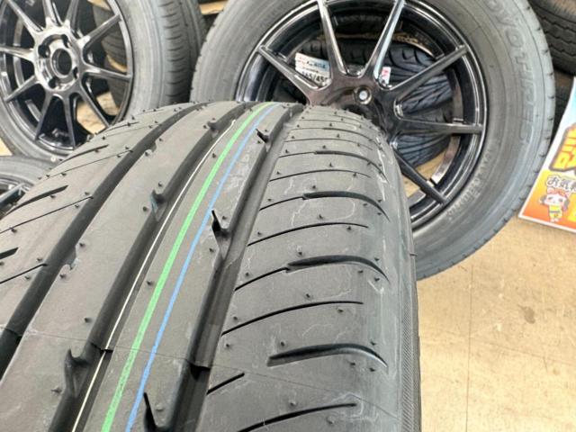 BRIDGESTONE POTENZA SW010 + TOYO NANOENERGY J67