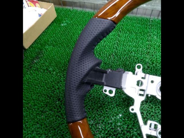 LANBO オリジナルステアリング ガングリップ 【ジムニー JB64/JB74】