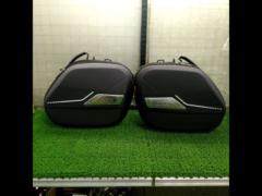 GIVI
ST604
Multi
lock
Side bag
Left and right 1 set
22L