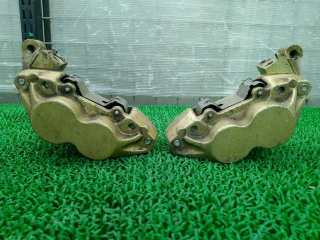 YAMAHA
Made Brembo
Genuine front caliper for XJR1200R/1994 model