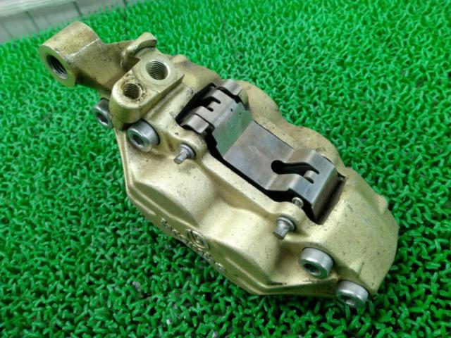 YAMAHA
Made Brembo
Genuine front caliper for XJR1200R/1994 model