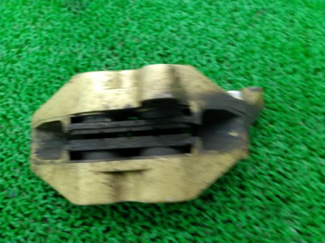 YAMAHA
Made Brembo
Genuine front caliper for XJR1200R/1994 model