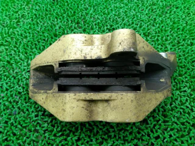 YAMAHA
Made Brembo
Genuine front caliper for XJR1200R/1994 model