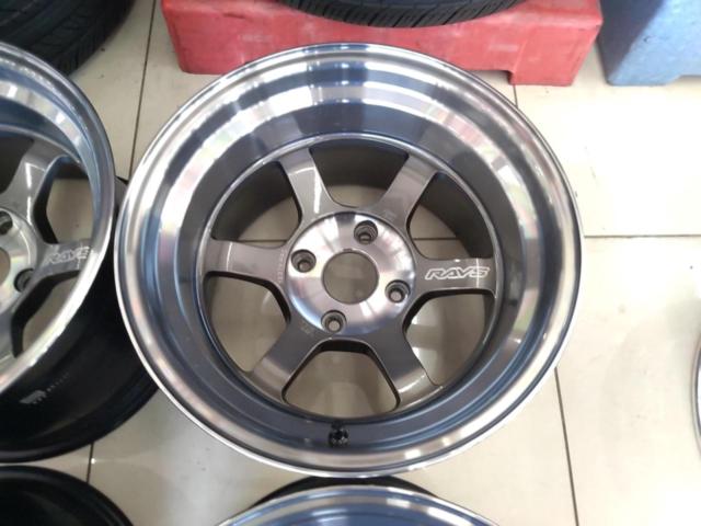 RAYS
VOLK
RACING
TE37V-PRO