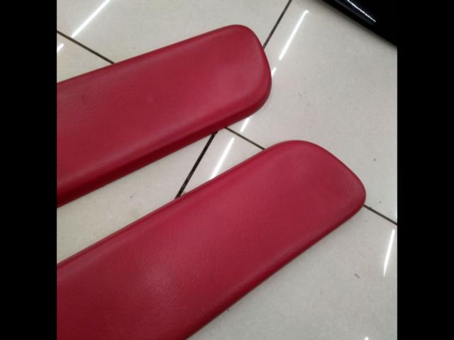 Toyota genuine
Door trim cover for MR-S/ZZW30