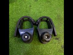 TERZO
Ski / Must Holder
2 pieces