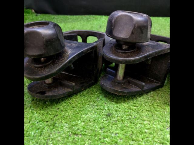 TERZO
Ski / Must Holder
2 pieces