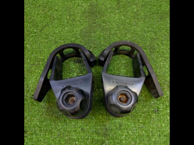 TERZO
Ski / Must Holder
2 pieces