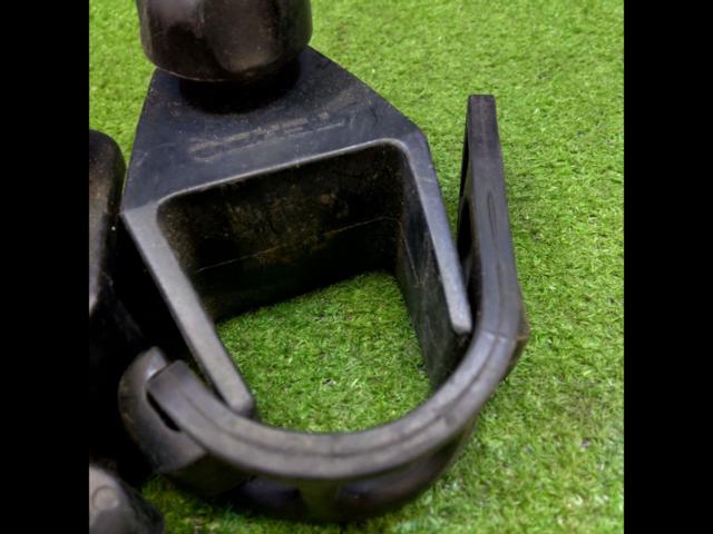 TERZO
Ski / Must Holder
2 pieces