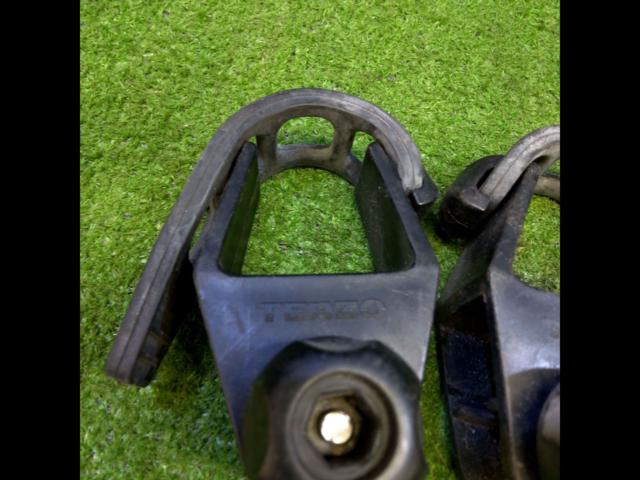 TERZO
Ski / Must Holder
2 pieces