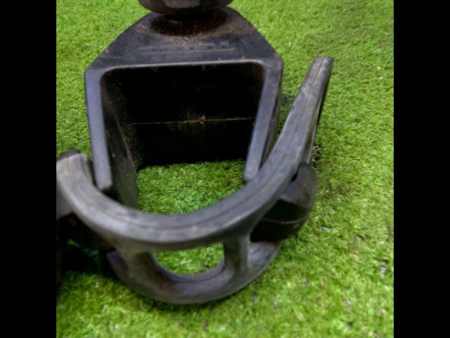 TERZO
Ski / Must Holder
2 pieces