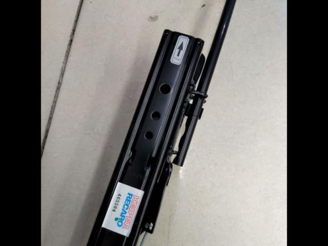 [86 / BRZ
ZN6/ZC6 RECARO
Reclining seat rail
LH (passenger seat)