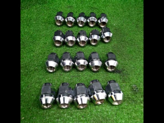 M12/P1.25/19HEX Wheel Nuts (Manufacturer Unknown)