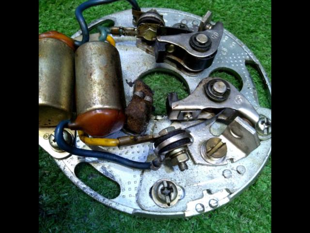 CB400FOUR HONDA Genuine Parts
Point