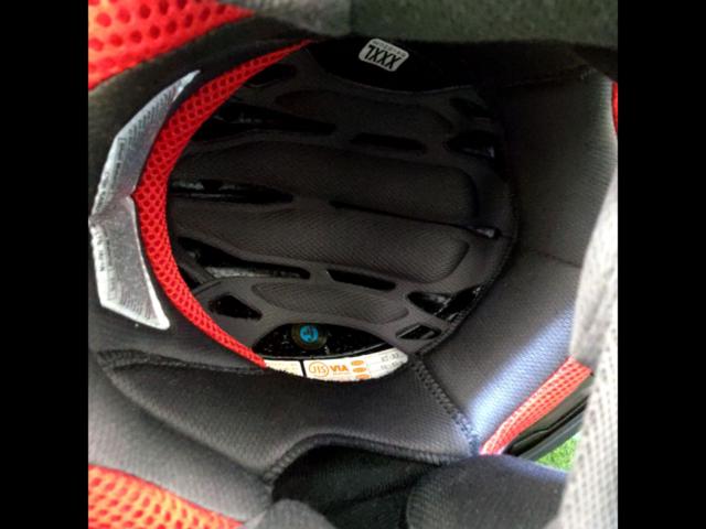 Size: XXXLOGK
KABUTO
RT-33