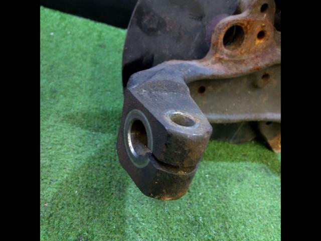 RX-7/FD3S/Type 3 Mazda Genuine Parts
Front knuckle
※ Passenger's side (LH)