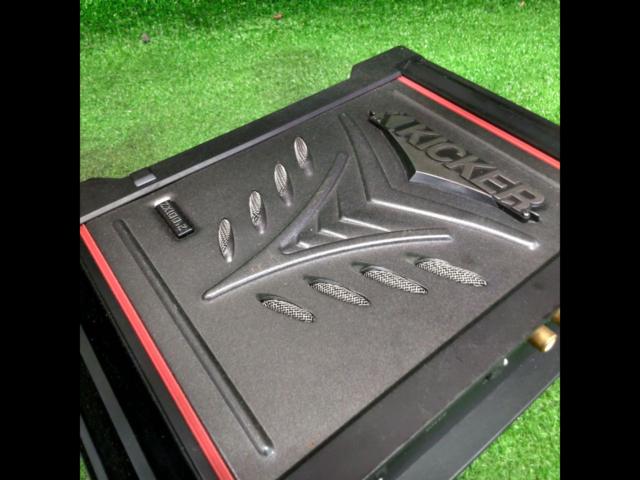 KICKER
ZX100.2