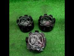 BADX
ROCK
KELLY
Wheel center caps (3 pieces only)