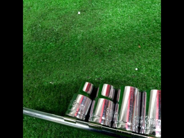 Unknown Manufacturer
Set of 6 x 3/8\" sockets