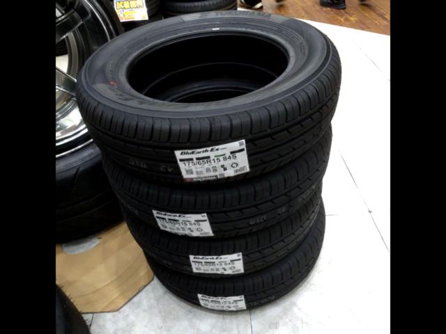 YOKOHAMA
BluEarth-Es
ES32