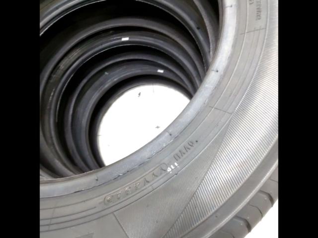 YOKOHAMA
BluEarth-Es
ES32