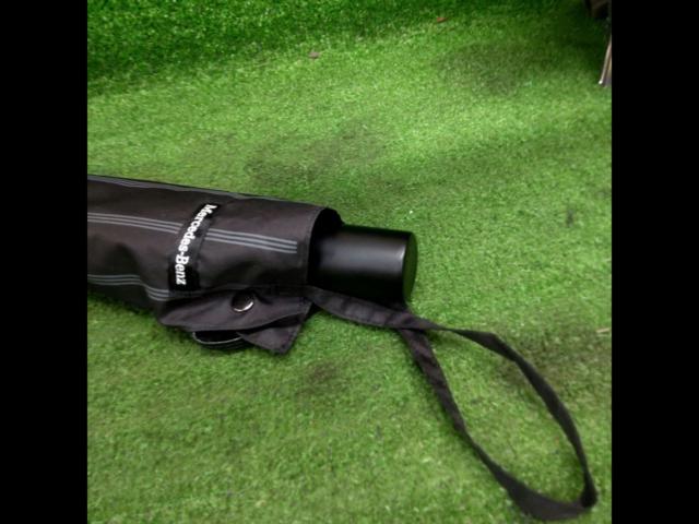 Mercedes-Benz
Folding umbrella