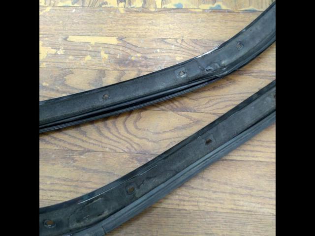 Honda
NSX / NA1 / NA2
Genuine A-pillar