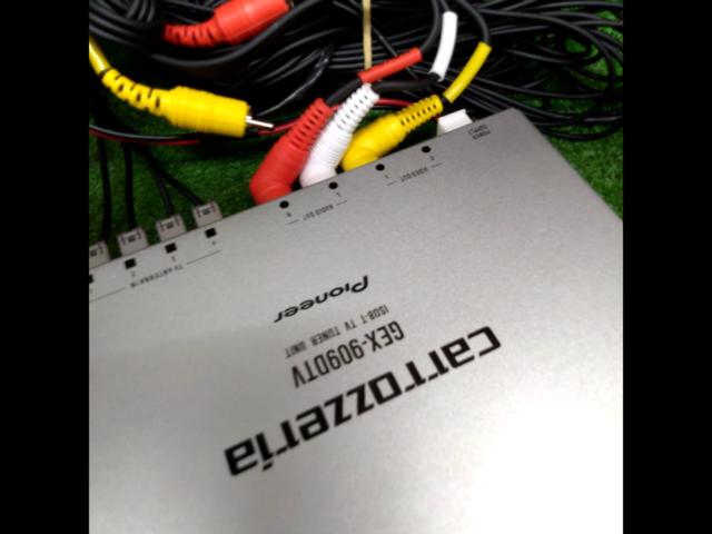 carrozzeria
GEX-909DTV
Terrestrial digital TV tuner